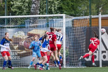 Bild 309 - F Hamburger SV 2 - SpVg Aurich : Ergebnis: 1:1